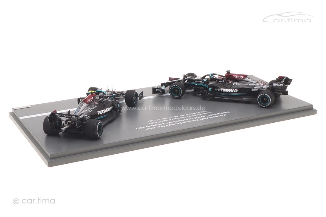 Set Mercedes-AMG Petronas W12 E Formula 1 Constructor's Champion 2021 Hamilton/Bottas Spark 1:43