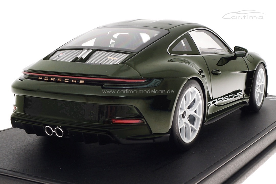 Porsche 911 (992) S/T Dunkelolivmet. Originalsignatur Andreas Preuninger car.tima CUSTOMIZED 1:18