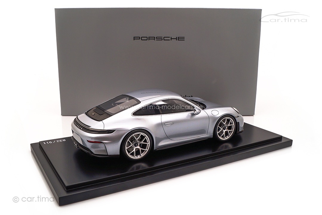 Porsche 911 (992.2) GT3 Touring Polarsilber Spark 1:18 WAP0215230TGT3