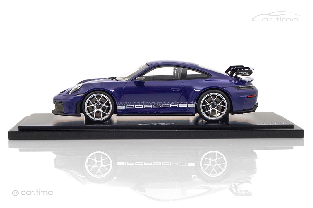 Porsche 911 (992.2) GT3 Ultraviolett Spark 1:18 WAP0215210TGT3