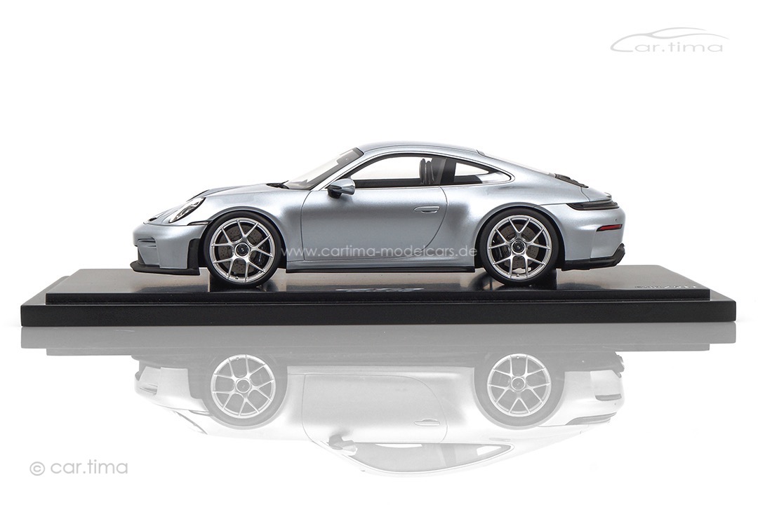 Porsche 911 (992.2) GT3 Touring Polarsilber Spark 1:18 WAP0215230TGT3